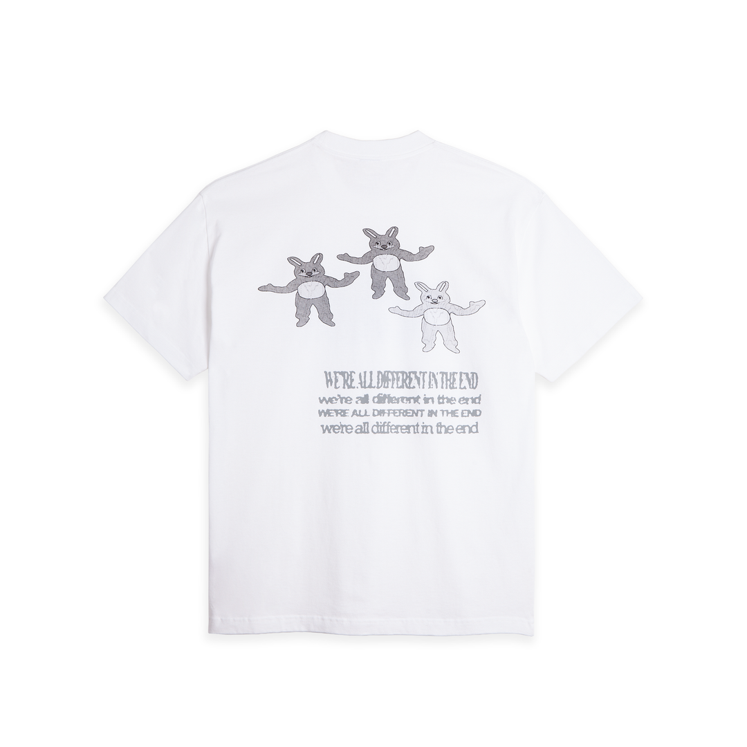 Tee | Different in the end - White